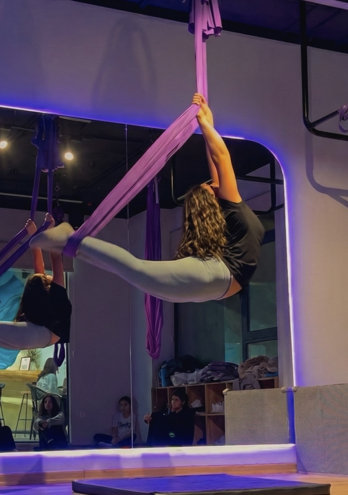 Aerial Sling training at HANGIT